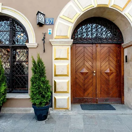 Апартаменты Old Town *
